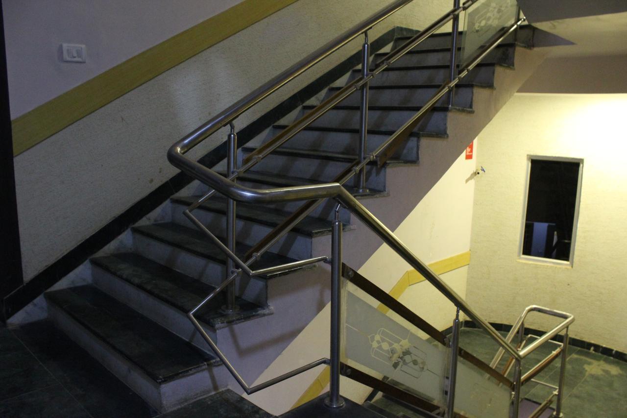 Hotel Cradle Inn Ranchi Buitenkant foto