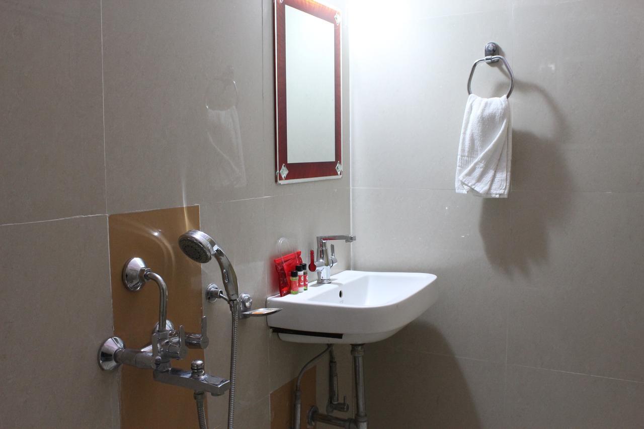 Hotel Cradle Inn Ranchi Buitenkant foto