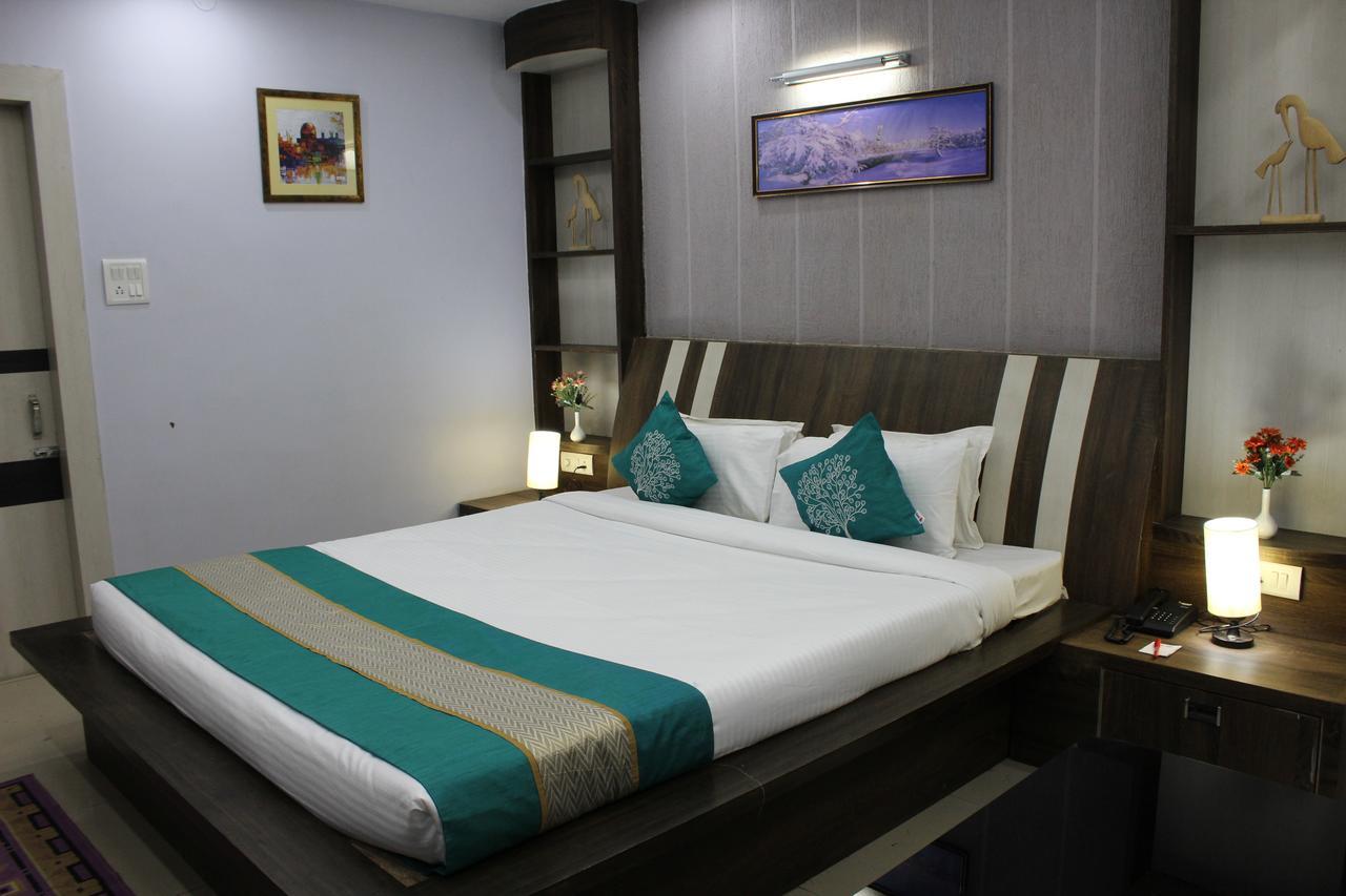 Hotel Cradle Inn Ranchi Buitenkant foto