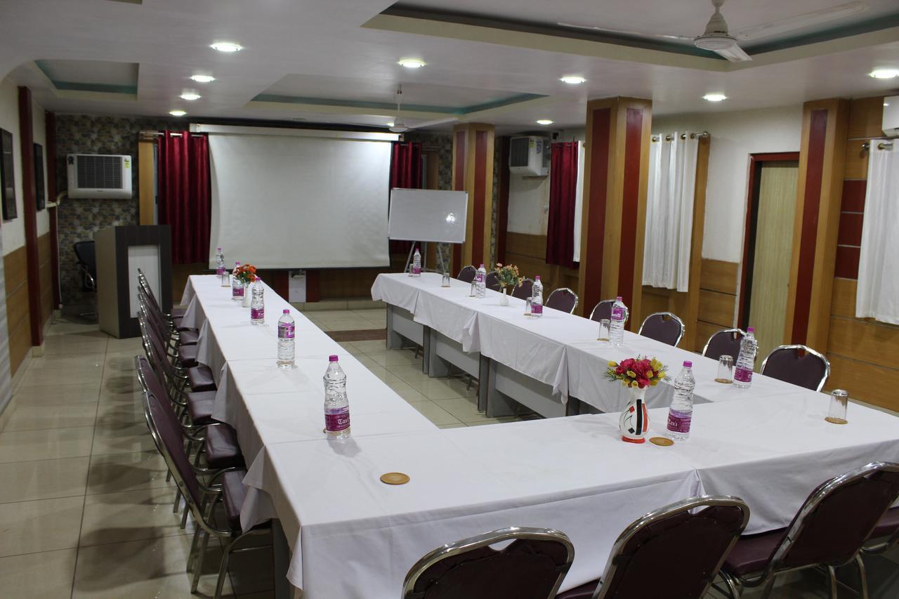 Hotel Cradle Inn Ranchi Buitenkant foto